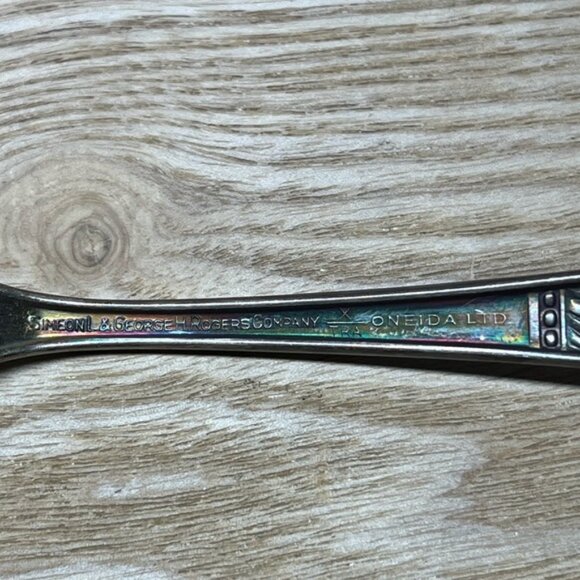 Silver Butter Knife - Picture 5 of 7